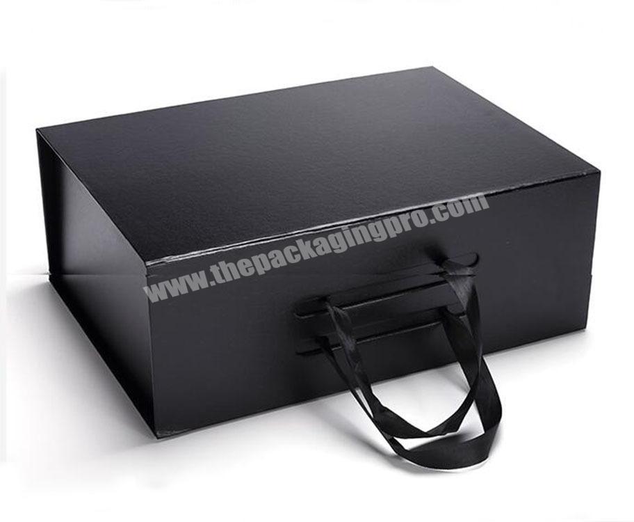 High Quality Custom Logo Large Pink Black Magnetic Folding Packaging Gift Box with Strap