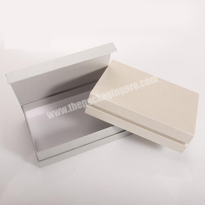 High Quality Exquisite Special Paper Packaging Box Fine Clamshell Rectangular Rigid Cardboard Magnetic Gift Box