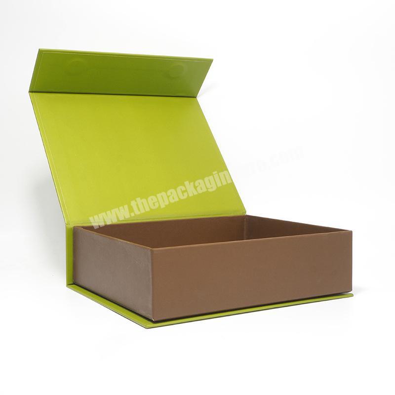 Hot Selling Folded Cardboard Magnetic Gift Box Small Kraft Box Packing Ribbon Design