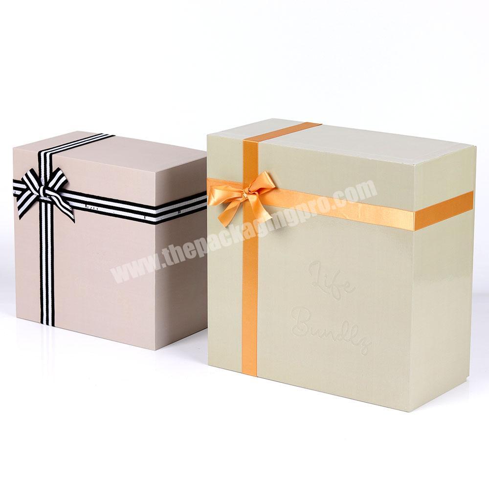 Luxury custom square white cardboard gift box with lids and Matt Lamination cardboard boxes packaging