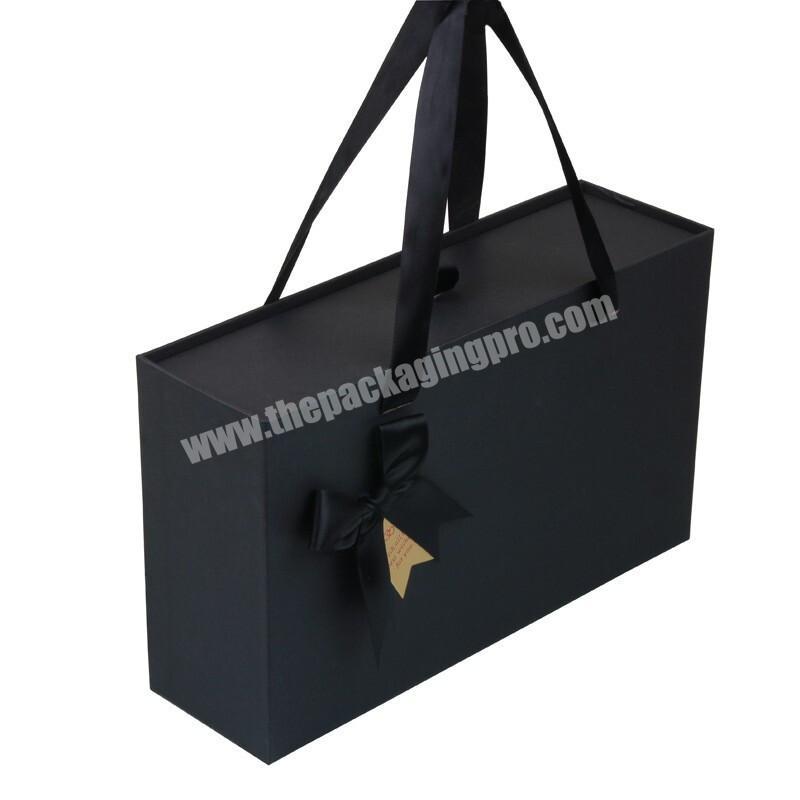 Supplier Promotional Packaging Custom Clothing Beer Drawer Black Cardboard Gift Box With Rope Polyester Handle