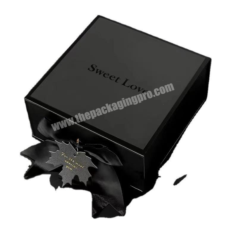 The new  Custom Printed  Carton paper box  black cardboard paper with ribbon and for gift box packaging