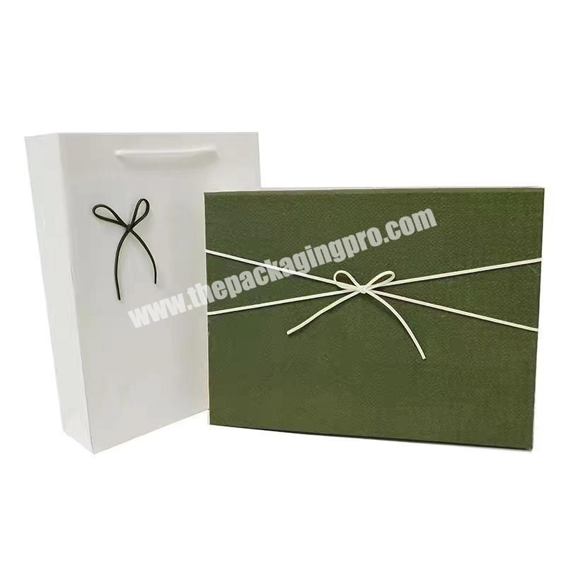 Wholesale Custom with hard Cardboard paper and gift box for packaging with unique design