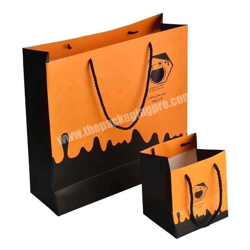 Wholesale Luxury Design Shoes Clothes Packing Paper Bags Printed Custom Logo Clothing Shopping Gift Jewelry Packaging Paper Bag
