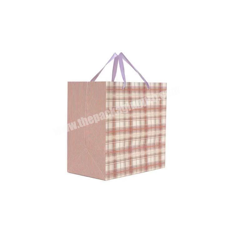 Wholesale manufacturers eco friendly recycled business classic cardboard craft paper gift bag luxury logo