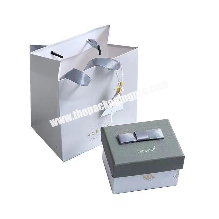 Custom  printing paper and color  box cardboard box for gift have hard paper gift box with gift