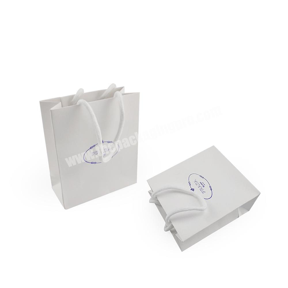 Wholesales Cheap Custom Gift Shopping Paper Bag With Handle