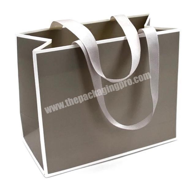 Wholesales custom paper clothes packaging shopping bags for gift cardboard