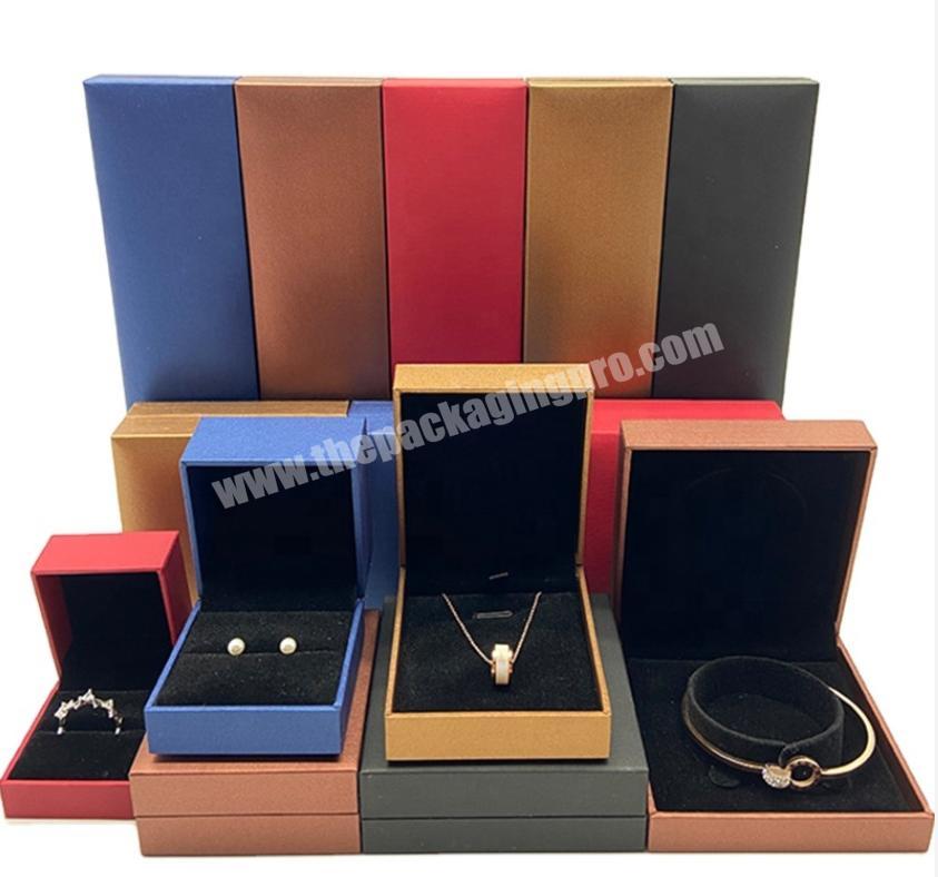 luxury flannelette engagement ring necklace earrings bracelet gift packaging box custom velvet jewelry box