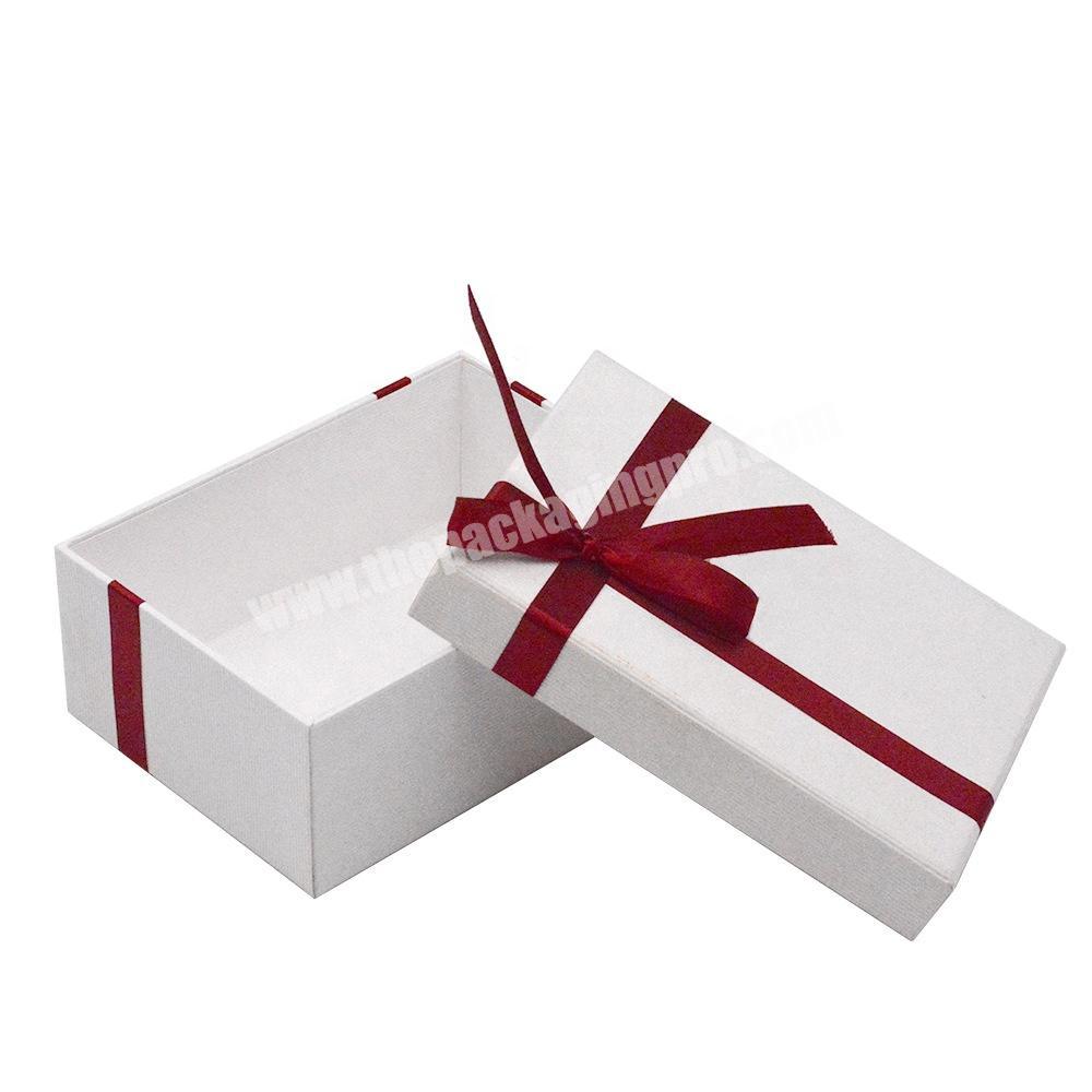 stock luxury white box customized jewelry packaging white boxes with logo white gift box