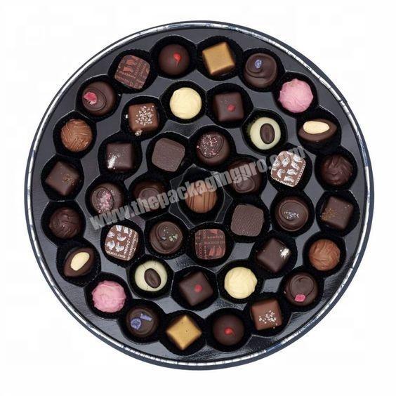 2020 food grade food material 32 assortments round chocolate box supplier
