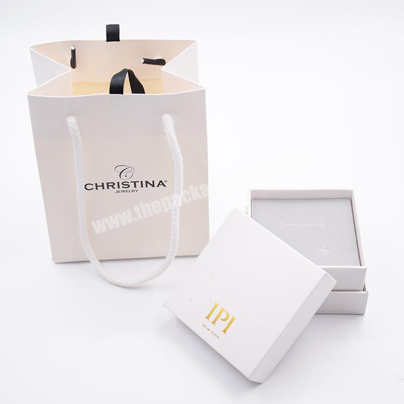 China Best Quality And Low Price Customized Design Packaging Paper Bags
