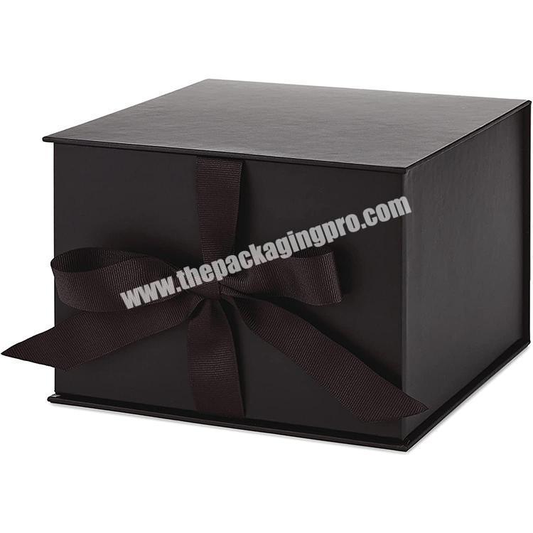 Custom Printed Luxury Black Cardboard Weddings Gift Birthdays Gift Box With Lid