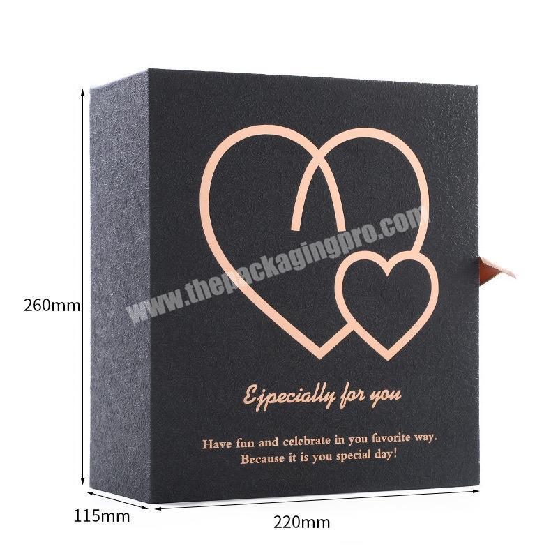 Hot sale custom hot stamping logo cardboard gift packaging box with magnetic