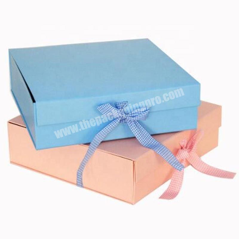 Recycled Custom Fashion Luxury Magnetic Gift Paper Box For Garments Circle Gift Folding Clothing Boxes Packaging
