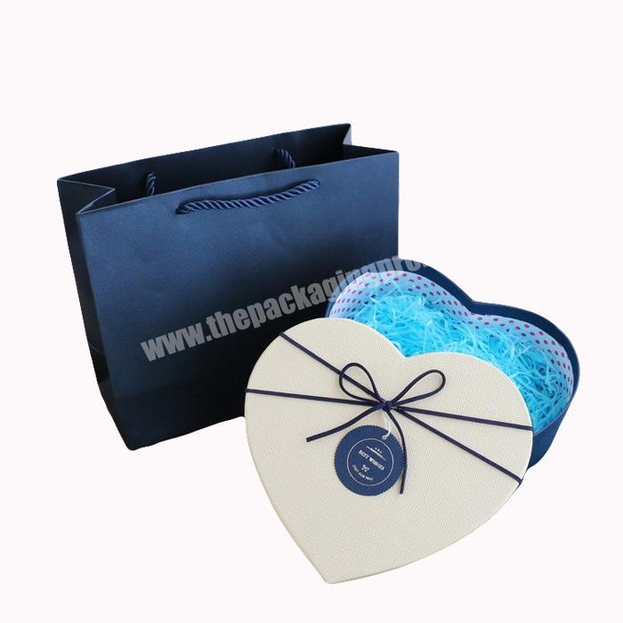 Shenzhen factory custom heart shaped rigid box  for packing wedding candy