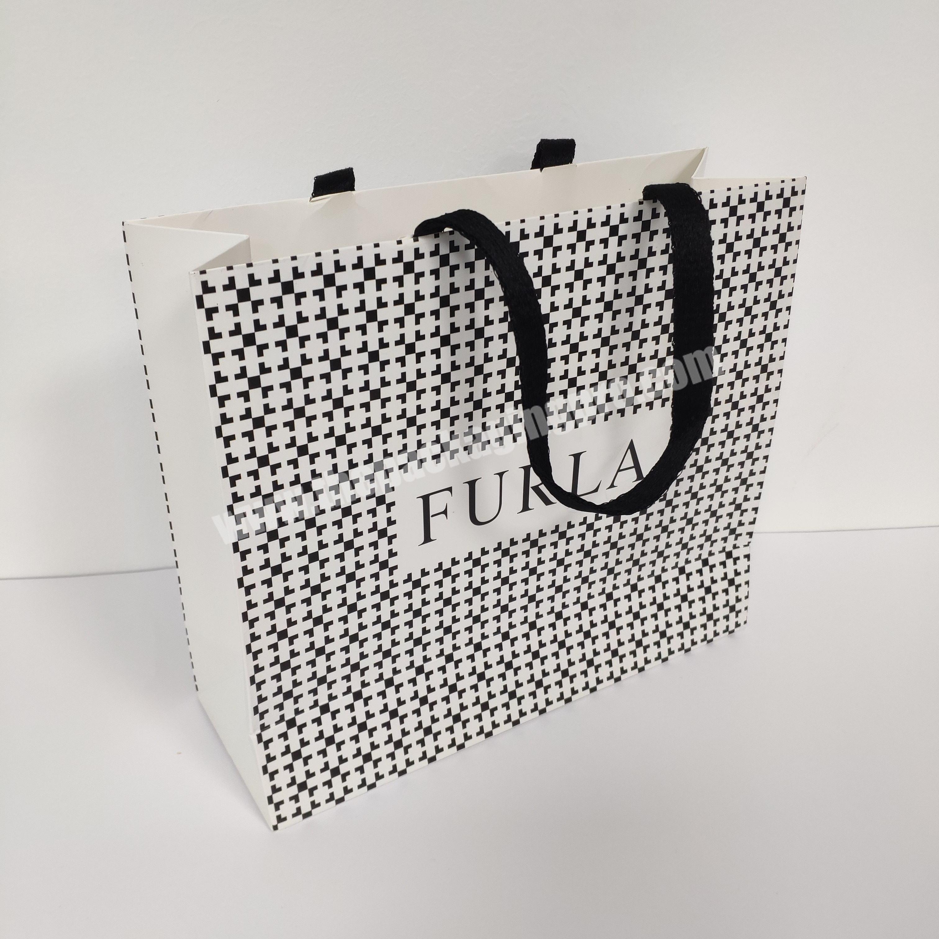 Custom Logo Shopping Bag Printed Paper Gift Bag factory