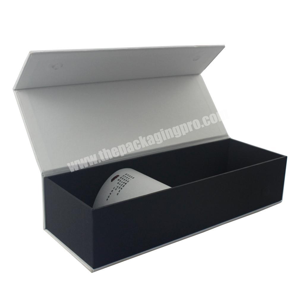 Plain white gift box embossed logo tea packaging with magnet