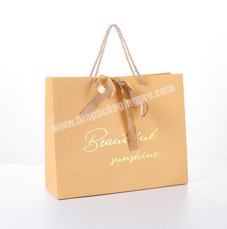 2022 New Arrivals Custom Shopping Bag Tote Paper Gift Bags With Logo Black Cardboard Reusable Shopping Bag For Clothing