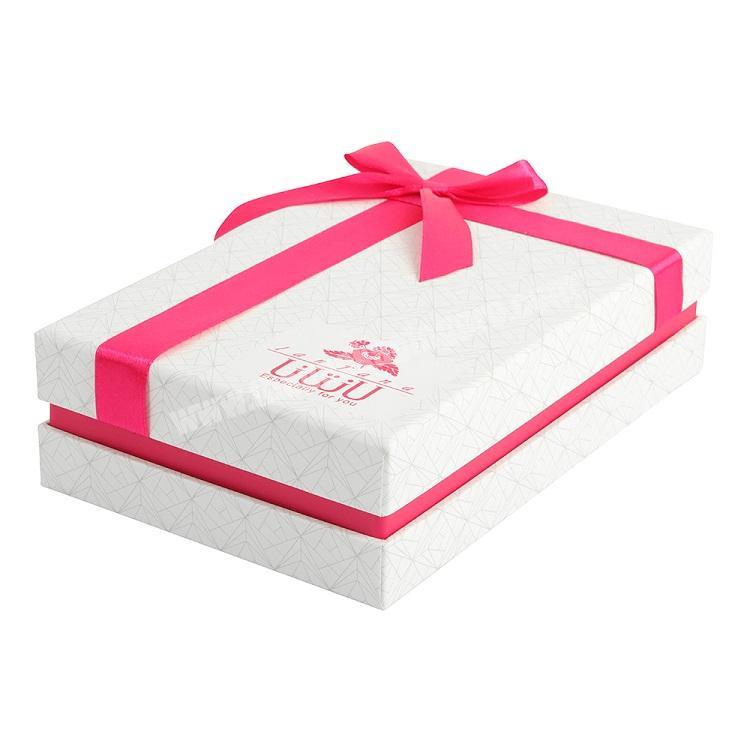 China Surprise Valentine Christmas Paper Packaging Sweets Chocolate Box