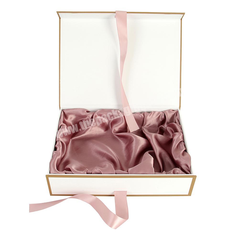 Custom Book Shape Lid Wedding Favors Bridesmaid Gift Paper Packaging Box