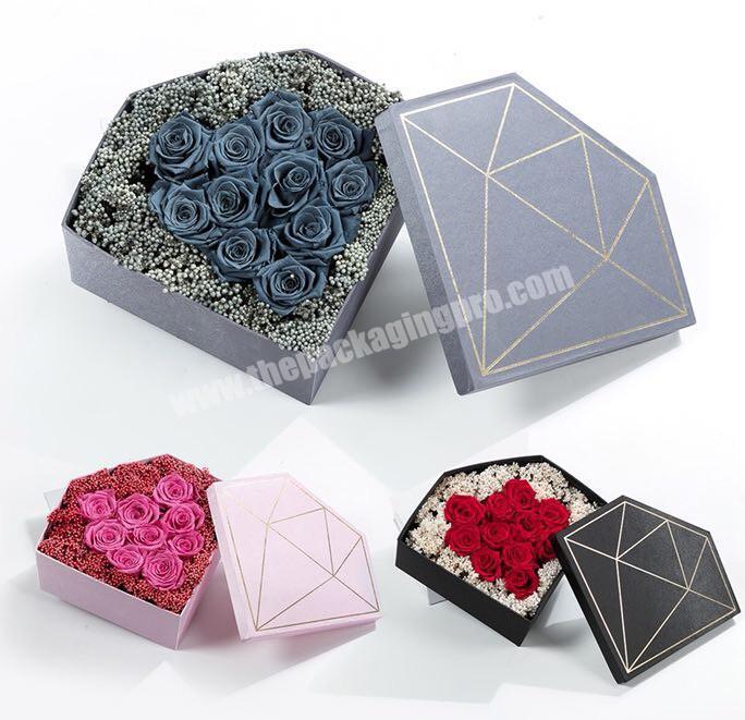 Custom design luxury gold hot stamping grid diamond pendagon shape gifts packaging rose fresh flower boxes