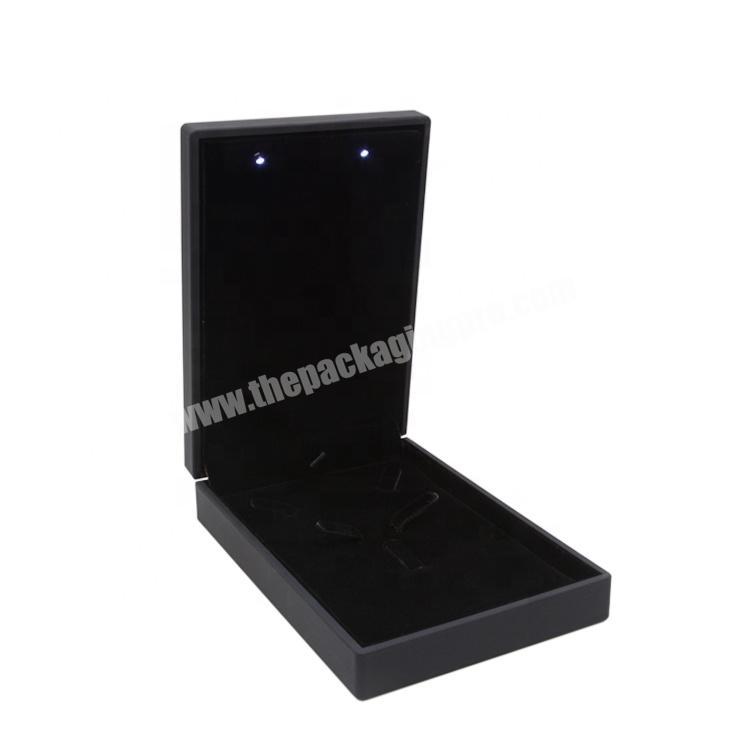 Custom high quality black velvet jewelry boxes Packaging box with LED light