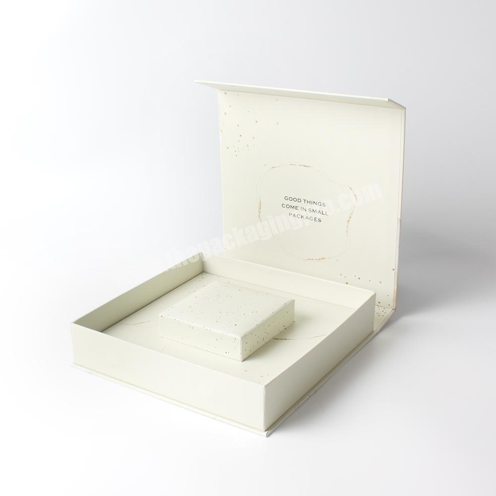 Customized Rings Jewelry UV Gift Book Paper Packaging Box with Inner Groove