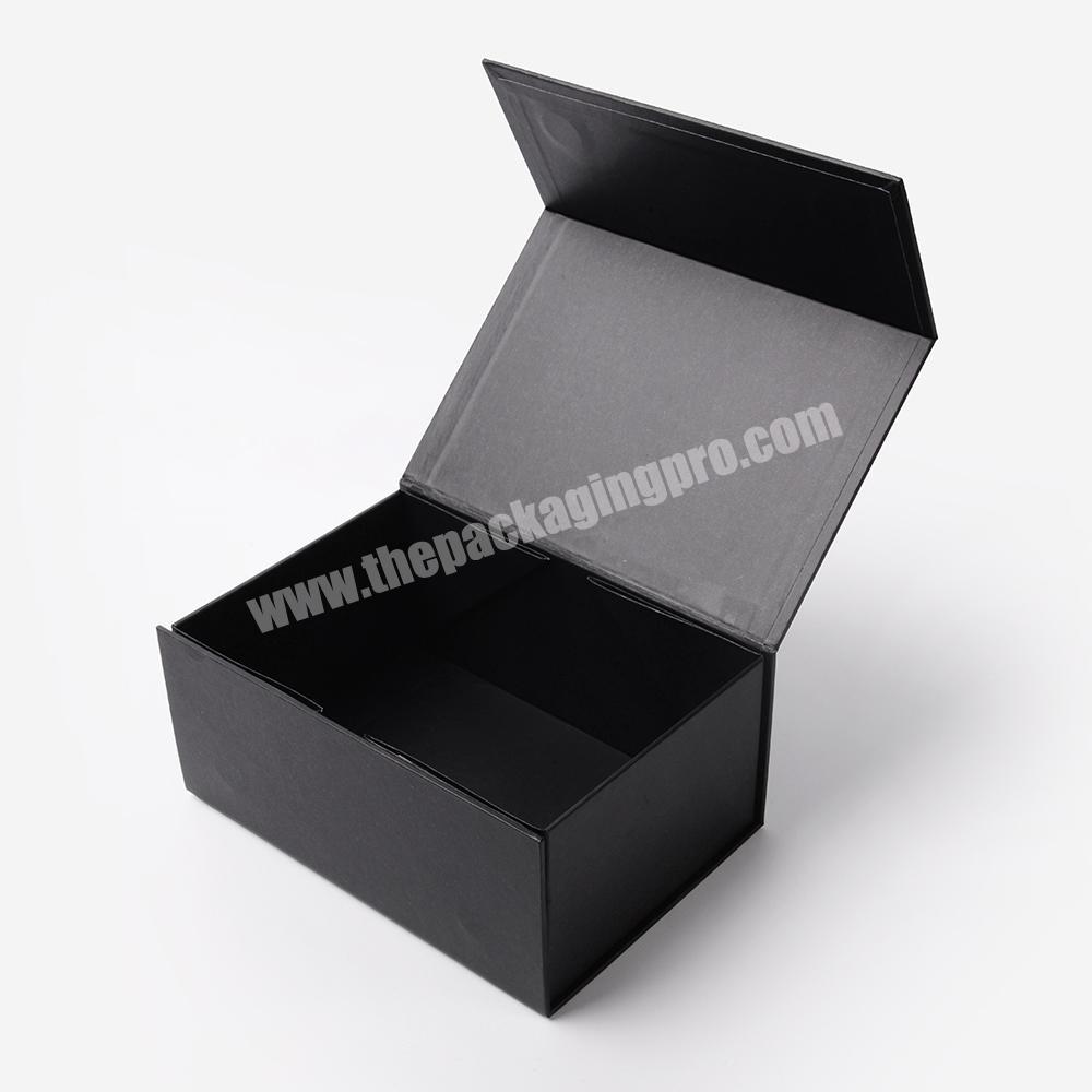 Hard Paper Rectangle Magnetic Close Holographic Cosmetic Clothes Custom Book Shape Paper Packing Gift Box