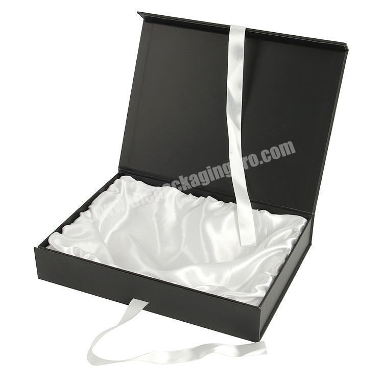 Most popular Jewelry Valentines Black Color Gift Paper Box With White Ribbon