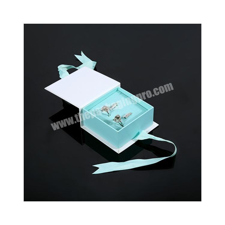 New Arrival Hot-selling Ring Paper Box Luxury Jewelry Packaging Display manufacturer