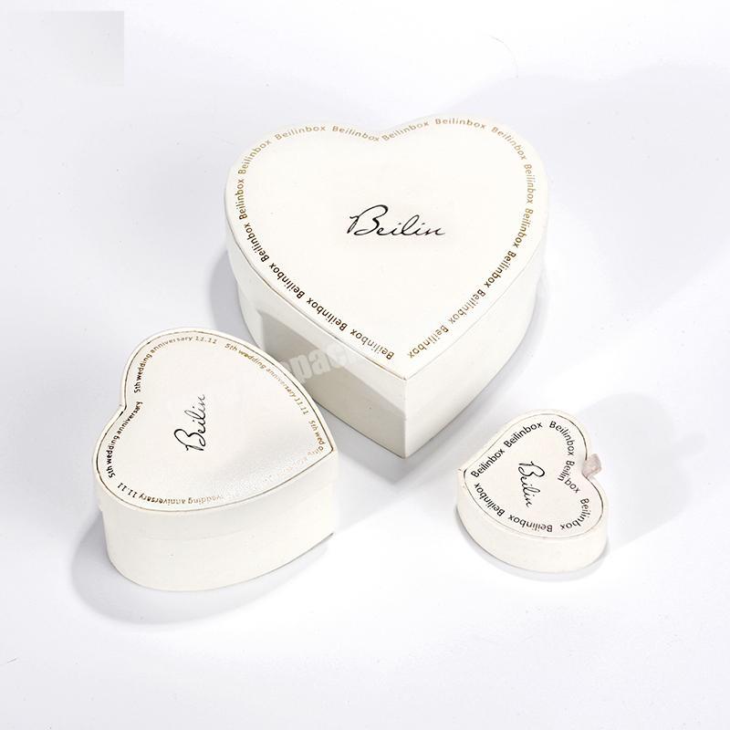 New design white heart shaped  necklace jewelry gift box small ring box factory