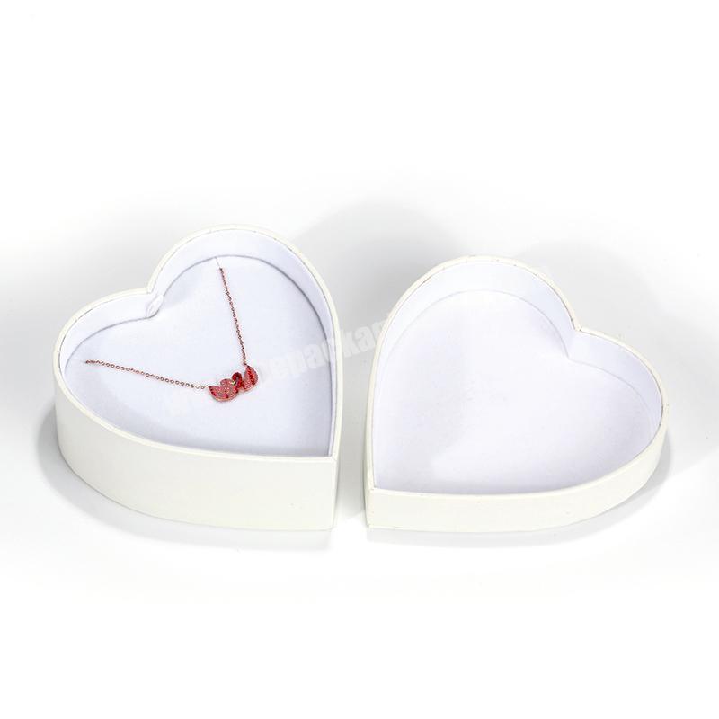 New design white heart shaped  necklace jewelry gift box small ring box manufacturer