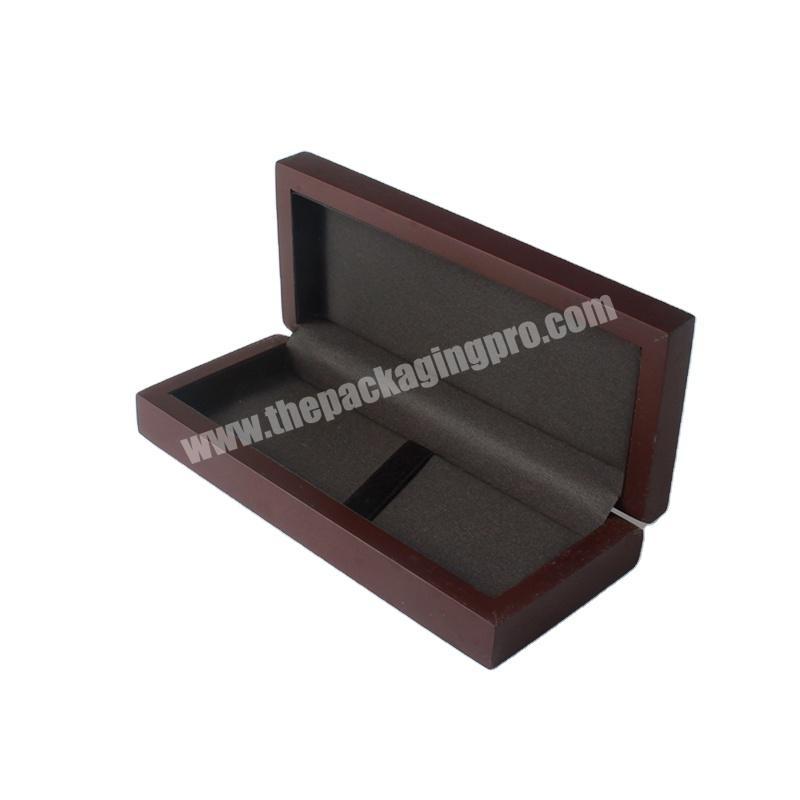Wooden jewelry necklace box with foam insert