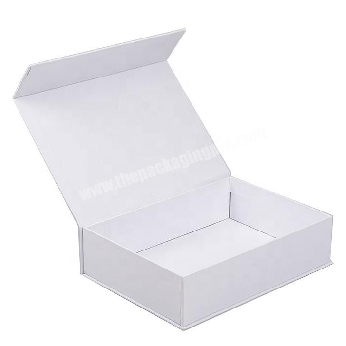 2020 Hot Sale Custom Luxury White Closure Style Folding Gift Packaging Box