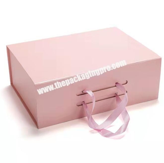 Cardboard Gift Box Luxury Box With Ribbon Magnetic Closure Folding Happy Birthday Mothers Day Gift Box