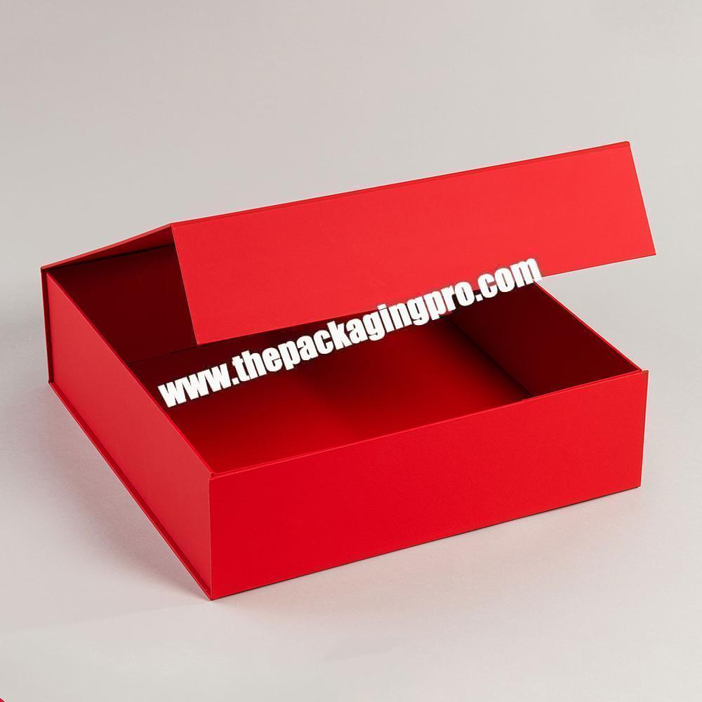 Custom Logo Magnet Retail Red Foldable Luxury Rigid Packaging Present Hamper Gift Box