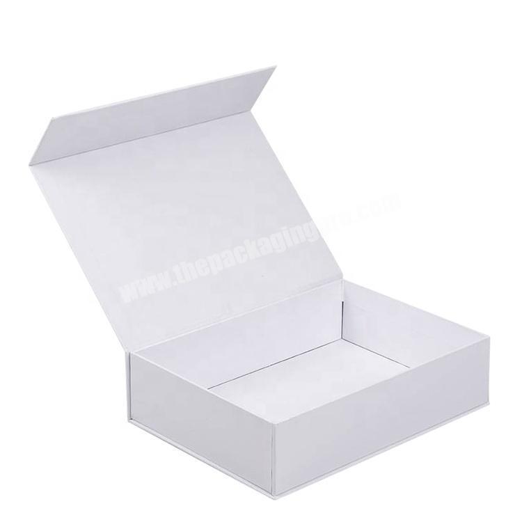 Custom Brand Printing Clamshell Book Shape Magnetic Flap Packaging Empty White Magnet Gift Box