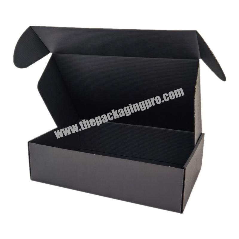Custom Different Sizes Corrugated Paper Box Exotic Packaging For Garment and Undies