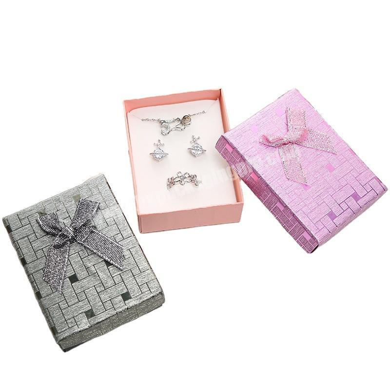 Custom Fashion Embossing Jewelry Set Packing Box with logo Wholesale Cardboard Empty Paper Box for Accessories