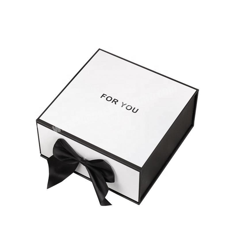 Custom Gift Packaging Paper Foldable Magnetic Gift Box With Ribbon Closure