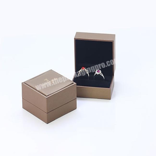 Amazon.com: PH PandaHall 20 Pack Jewelry Gift Boxes, Necklace Bracelet Box  Rectangle Packing Boxes with Sponge for Selling Pen Jewelry Birthday  Christmas Valentines Mother Wedding Engagement 1.6x5.2x1” : Clothing, Shoes  & Jewelry