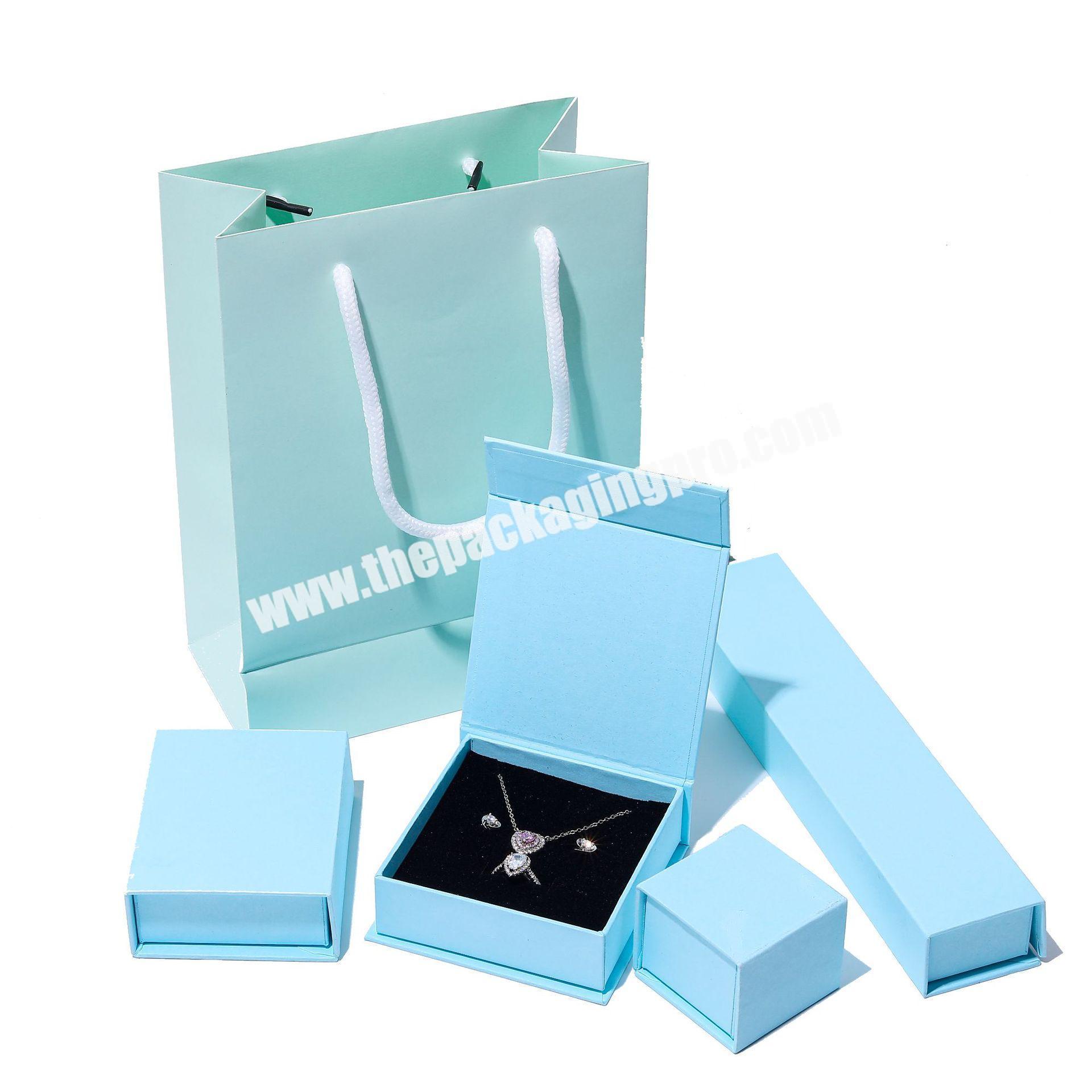 Wholesale Customise Jewelry Packaging Box Set Pearl Ring Necklace Packaging Bag Magnetic Paper Gift Box