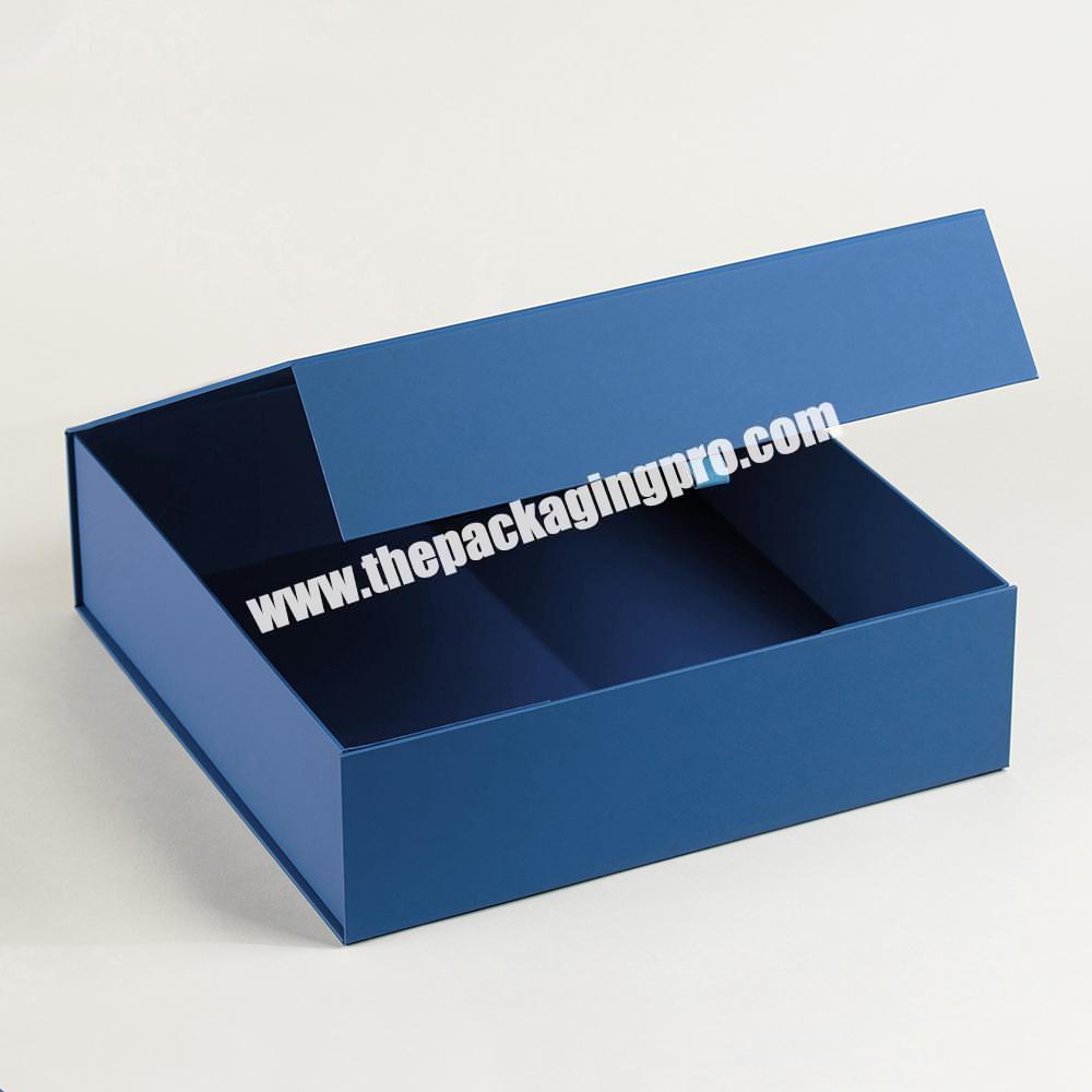 Custom Logo Cheap Magnetic Flap Blue Folding Luxury Rigid Packaging Hamper Present Gift Box