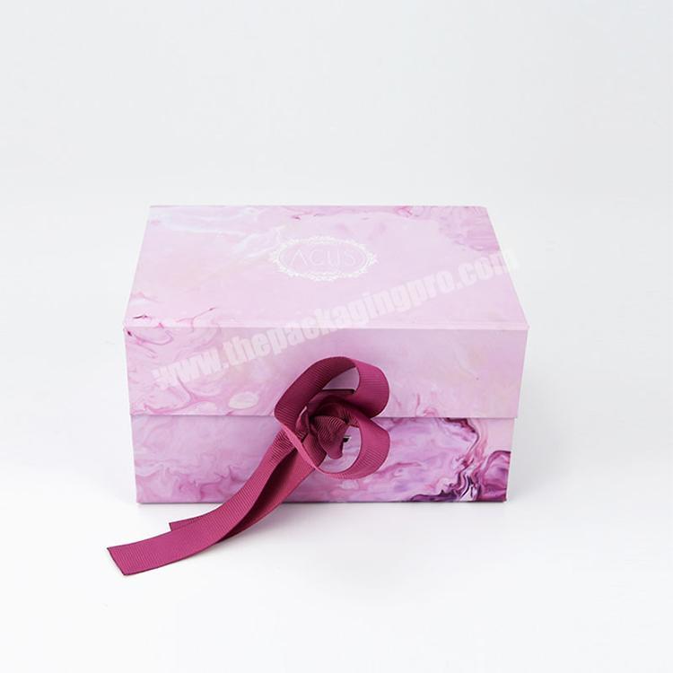 Custom Logo Flip Foldable Gift Box Luxury Pink Folding Book Shaped Paper Packaging Magnetic Rose Boxes Flower Packaging