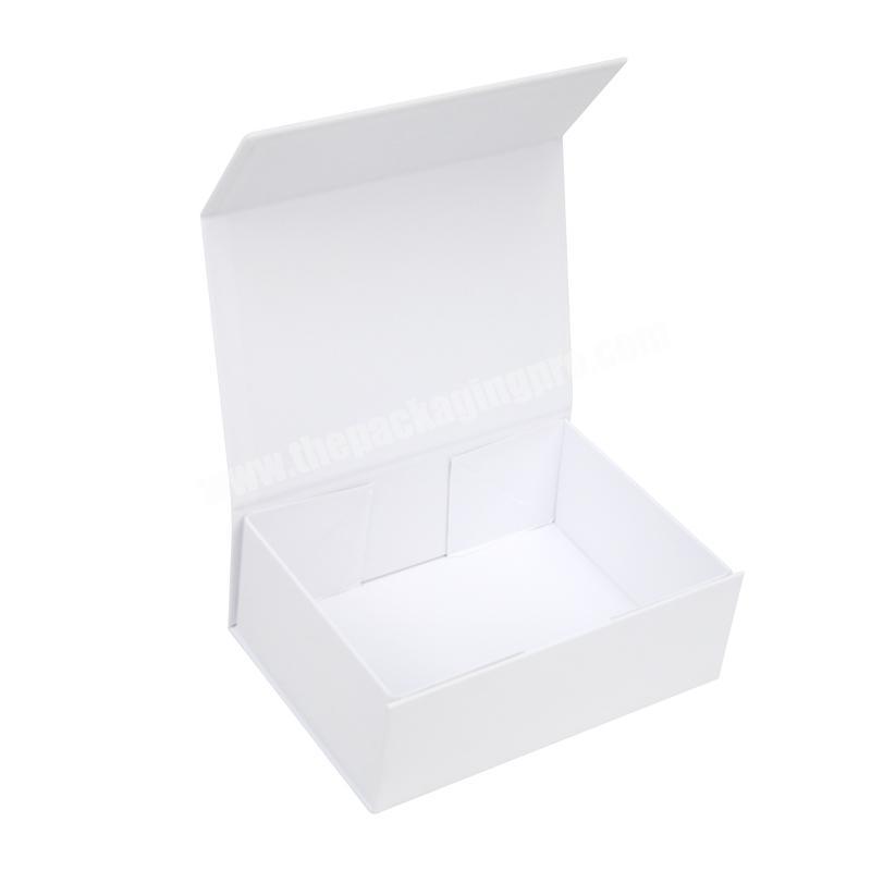 White Rigid Paperboard Hard Gift Box Magnetic box With Magnetic