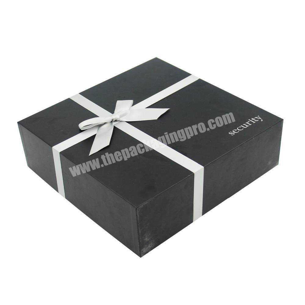 Custom Luxury Made Decorative Grey Cardboard Apparel Clothing Box