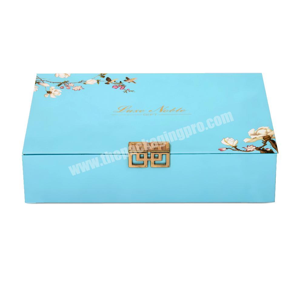 Custom Luxury Moon Cake Mooncake Mid Autumn Festival Gift Packaging Box manufacturer