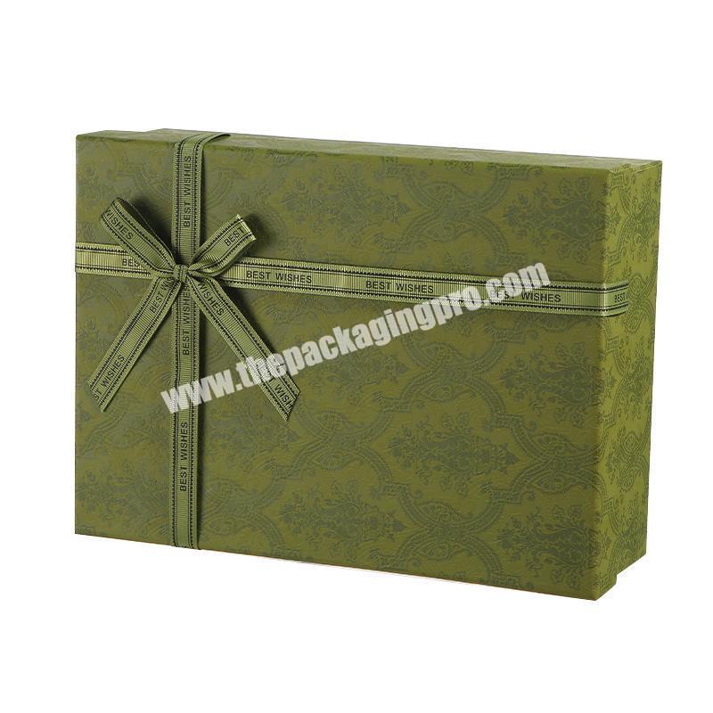 Custom Magnetic Closure Matt Lamination Folding Paper Gift Boxes With Glossy Black UV Coating Logo