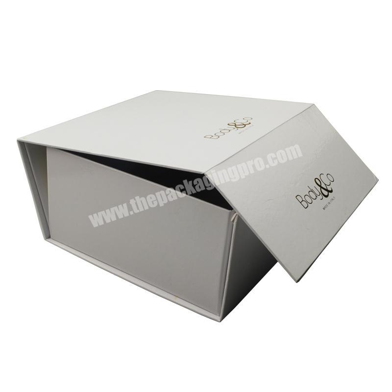 Custom Printed Cardboard Hardcover Personalized  Box Packaging with magnet closed